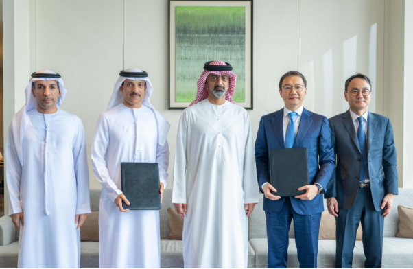 Hutchison Ports signs AED 1 billion investment